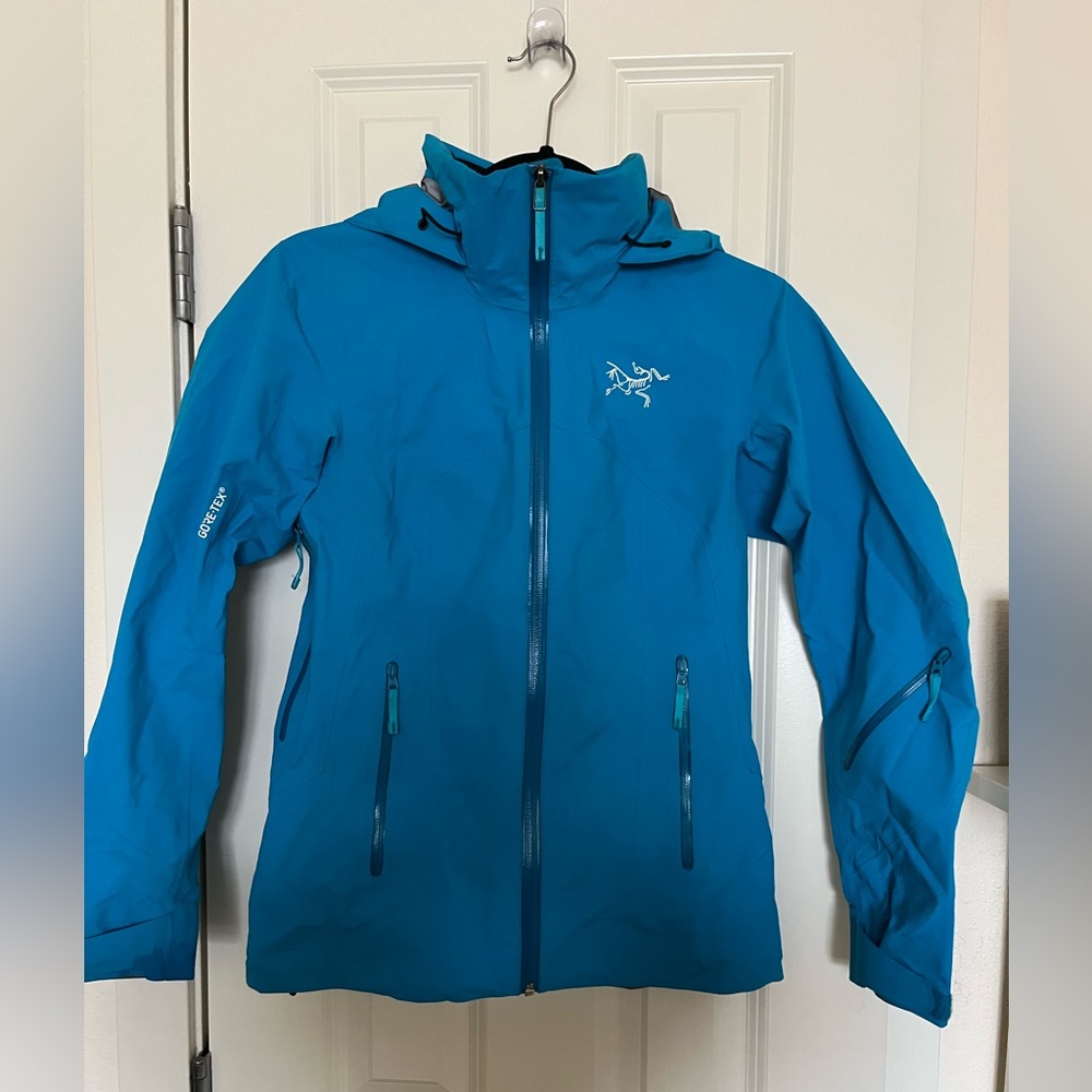 Arc'teryx Astryl Shell Jacket LIKE NEW (blue, xs)